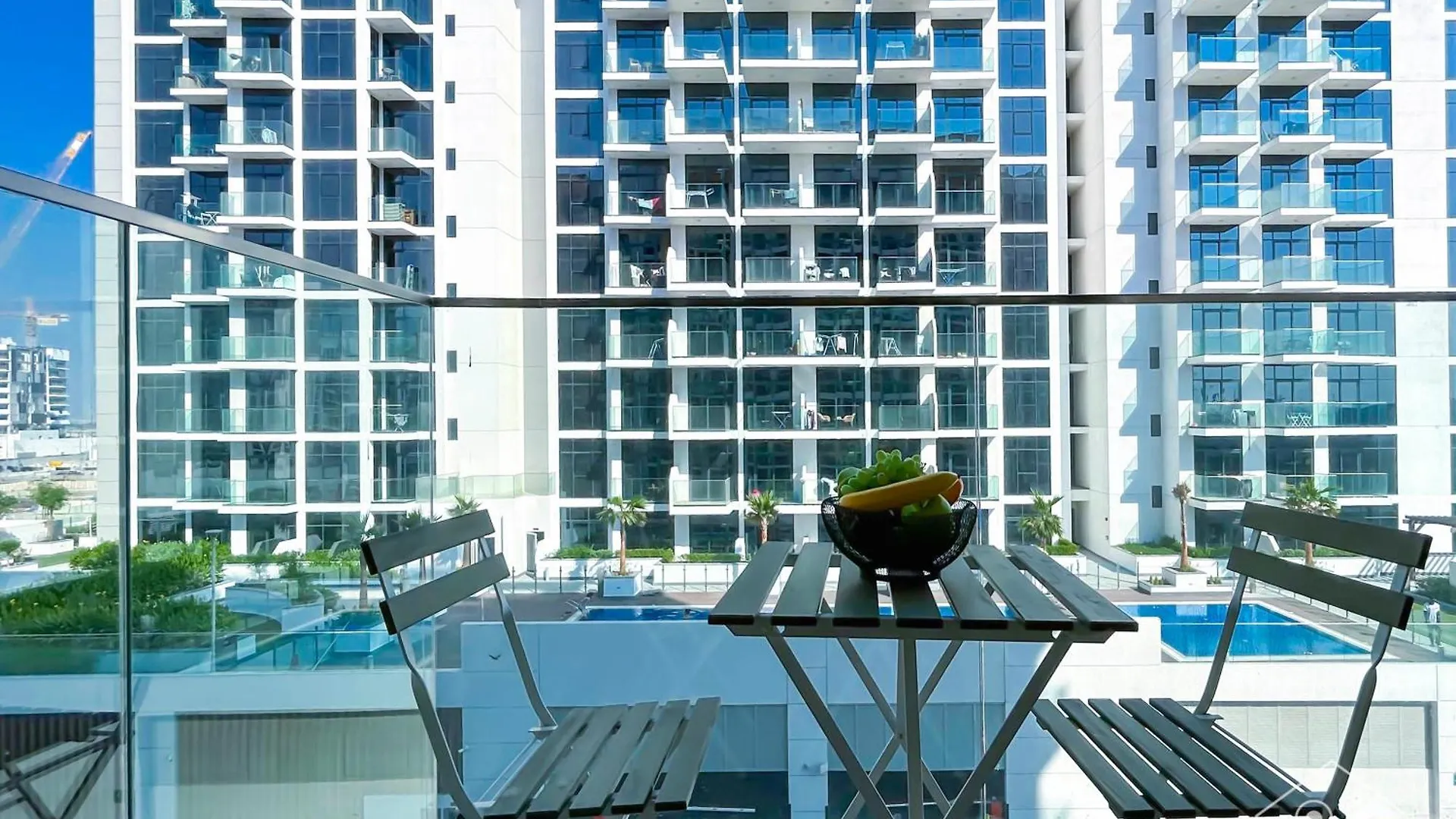 Urban Charm Studio With Balcony In Riviera Dubai Apartment